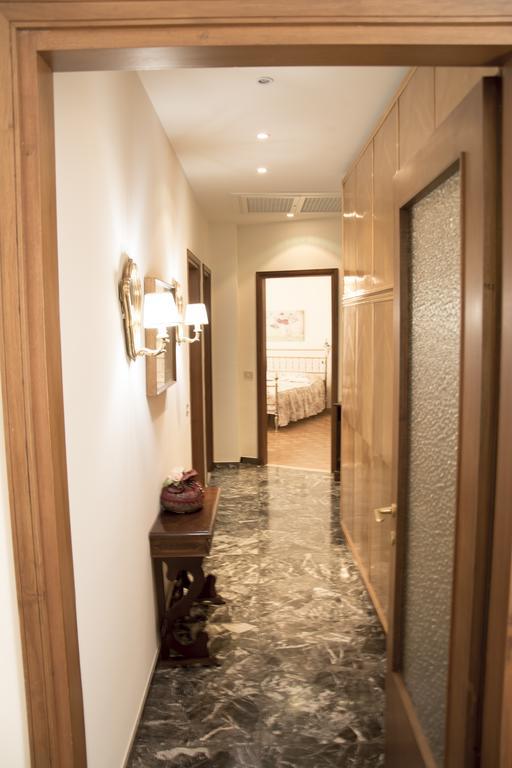 Casa Di Gina Appartement Verona Buitenkant foto