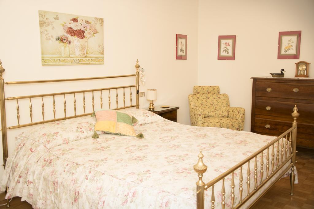 Casa Di Gina Appartement Verona Buitenkant foto